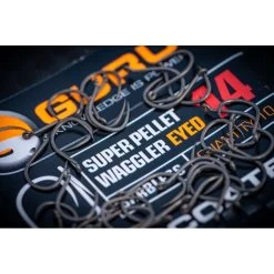 Guru Super Pellet Waggler Eyed Size 18 Barbless Hook -Hengelsportwinkel guru super pellet waggler eyed barbless hook size 18 2